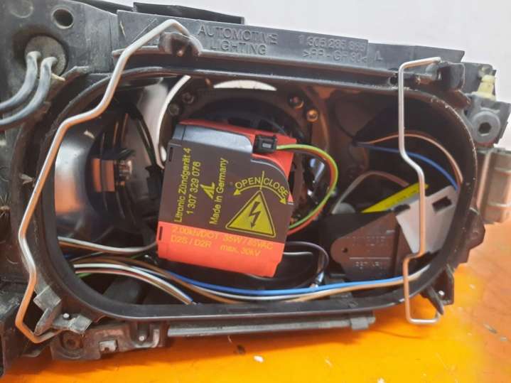 30698889 Фара левая Volvo V50 1 поколение (2003-2010) 2003г. | Фото № 13 30698889 Фара левая Volvo V50 1 поколение (2003-2010) 2003г. - Фото 13