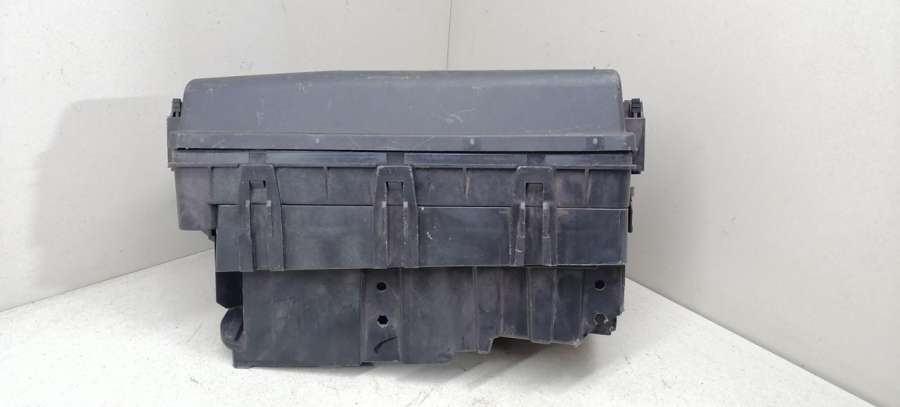 95942232-01812461952 Блок предохранителей  Chevrolet Cruze J300 седан 2014г. | Фото № 4  95942232-01812461952 Блок предохранителей  Chevrolet Cruze J300 седан 2014г. - Фото 4