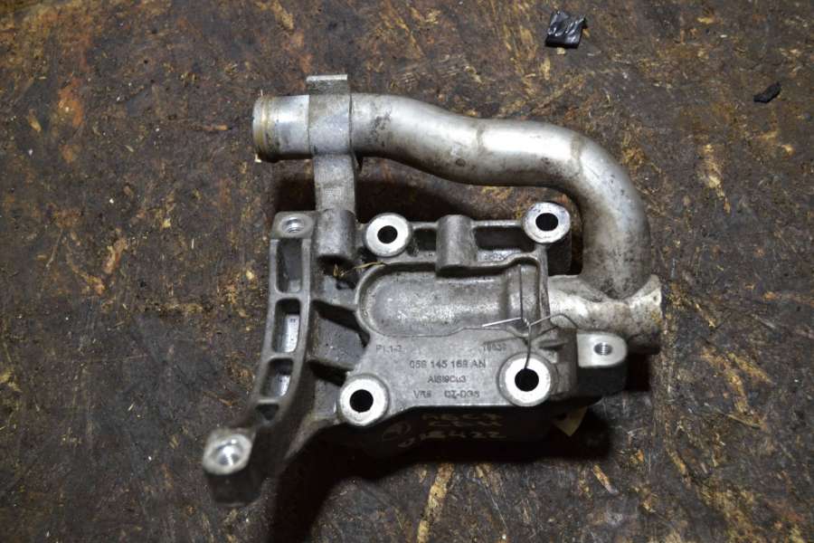 059145169AN Кронштейн компрессора кондиционера  Audi A6 0000г. | Фото № 2  059145169AN Кронштейн компрессора кондиционера  Audi A6 0000г. - Фото 2
