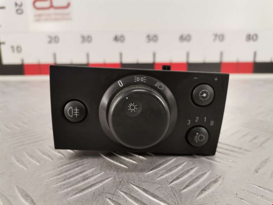 93394756 Переключатель света Opel Meriva A (2003-2010) Минивэн 2004г. | Фото № 1 93394756 Переключатель света Opel Meriva A (2003-2010) Минивэн 2004г. - Фото 1