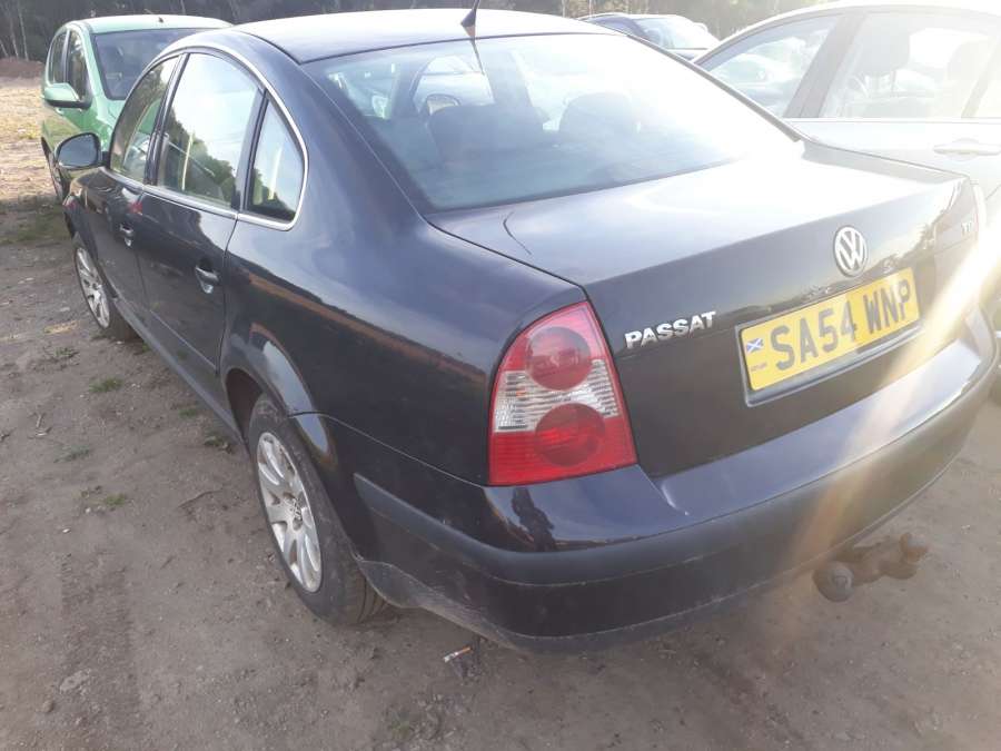 3B2837114 Ручка двери внутренняя передняя правая Volkswagen Passat 5 GP (2000-2005) Седан 2004г. | Фото № 6 3B2837114 Ручка двери внутренняя передняя правая Volkswagen Passat 5 GP (2000-2005) Седан 2004г. - Фото 6