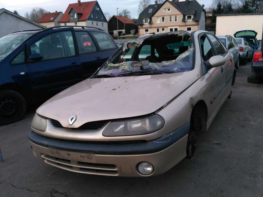 7700821372 Ручка двери наружная задняя правая Renault Laguna 1 (1993-2000) Хетчбэк 5дв. 2001г. | Фото № 6 7700821372 Ручка двери наружная задняя правая Renault Laguna 1 (1993-2000) Хетчбэк 5дв. 2001г. - Фото 6