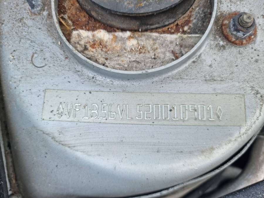 Коллектор выпускной Renault Laguna 1 (1993-2000) Хетчбэк 5дв. 1999г. | Фото № 9 Коллектор выпускной Renault Laguna 1 (1993-2000) Хетчбэк 5дв. 1999г. - Фото 9