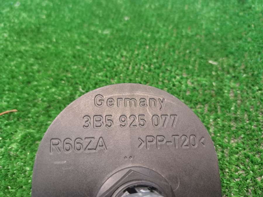 3B5925077 Прикуриватель с накладкой Ford Mondeo IV 2008г. | Фото № 7 3B5925077 Прикуриватель с накладкой Ford Mondeo IV 2008г. - Фото 7