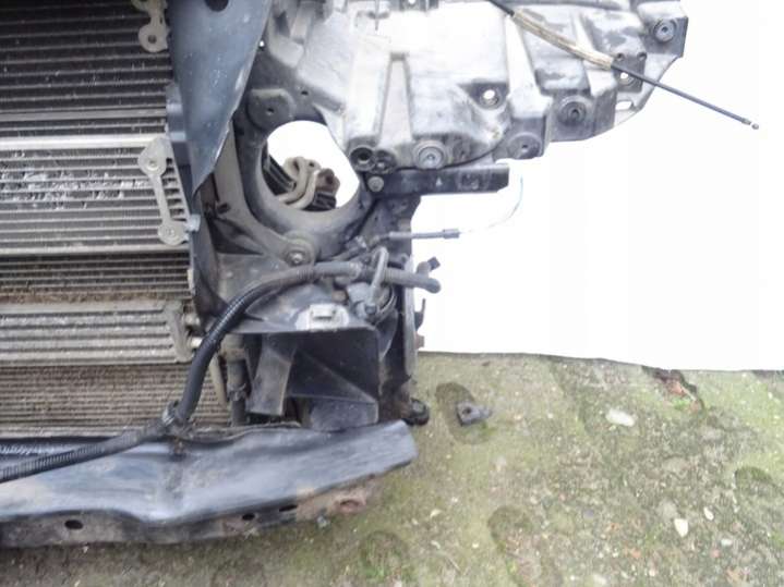 2002-2006 Передняя панель крепления облицовки (телевизор)  Volkswagen Touareg 1 поколение (2002-2007) 2002г. | Фото № 5  2002-2006 Передняя панель крепления облицовки (телевизор)  Volkswagen Touareg 1 поколение (2002-2007) 2002г. - Фото 5