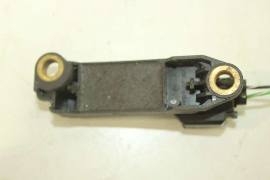 98AG14B342AD Датчик удара Ford Focus 1 1999г. | Фото № 4 98AG14B342AD Датчик удара Ford Focus 1 1999г. - Фото 4