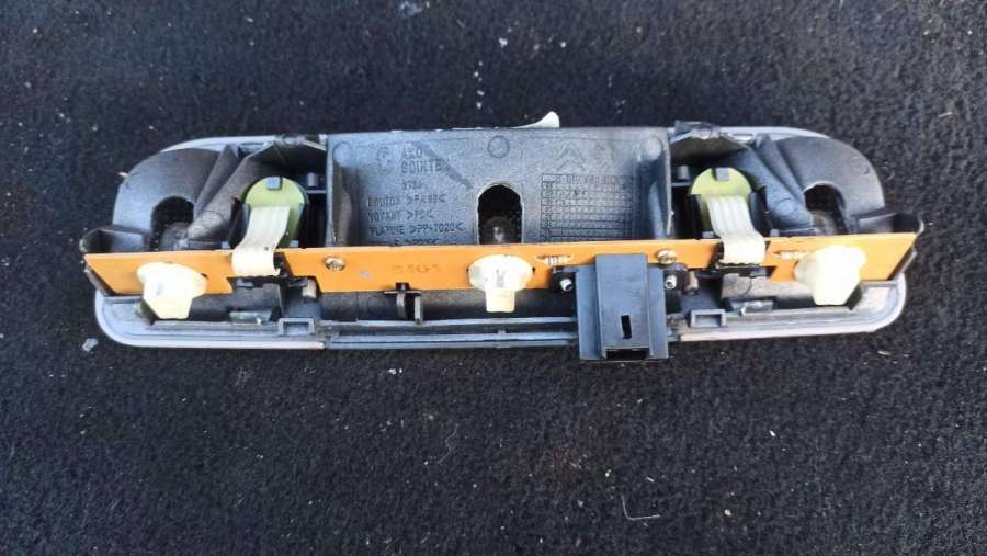 Фонарь салона (плафон) Peugeot 607 2004г. | Фото № 5 Фонарь салона (плафон) Peugeot 607 2004г. - Фото 5