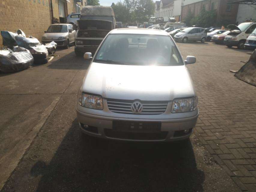 4D0012219A Ключ баллонный Volkswagen Polo 3 (1994-2002) Хетчбэк 3дв. 2000г. | Фото № 7 4D0012219A Ключ баллонный Volkswagen Polo 3 (1994-2002) Хетчбэк 3дв. 2000г. - Фото 7