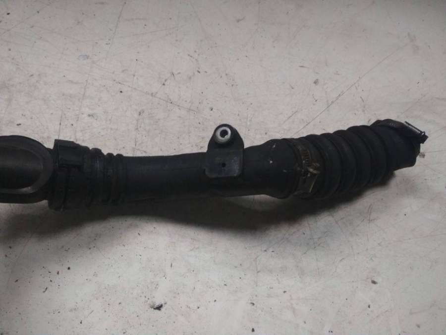 8200296596 Патрубок интеркулера Renault Clio 2006г. | Фото № 2 8200296596 Патрубок интеркулера Renault Clio 2006г. - Фото 2