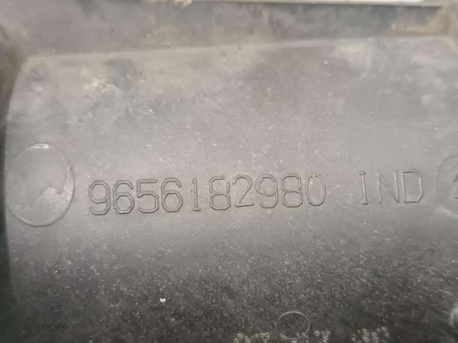 9656182980 Корпус термостата Citroen C5 2005г. | Фото № 5 9656182980 Корпус термостата Citroen C5 2005г. - Фото 5