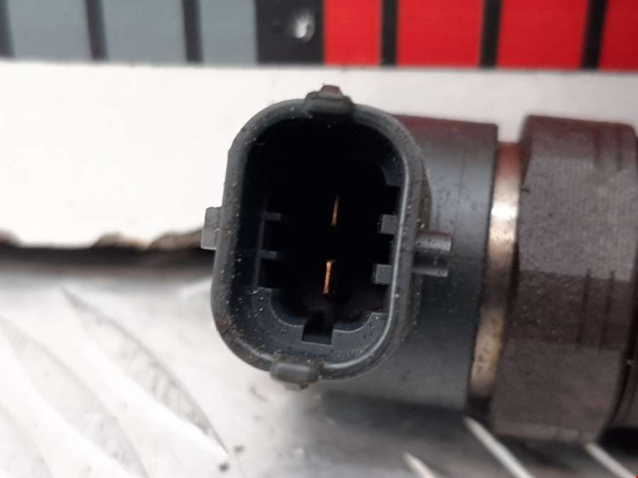 0445110423 Форсунка дизельная электрическая Opel Insignia 1 (2008-2017) Хетчбэк 5дв. 2009г. | Фото № 2 0445110423 Форсунка дизельная электрическая Opel Insignia 1 (2008-2017) Хетчбэк 5дв. 2009г. - Фото 2