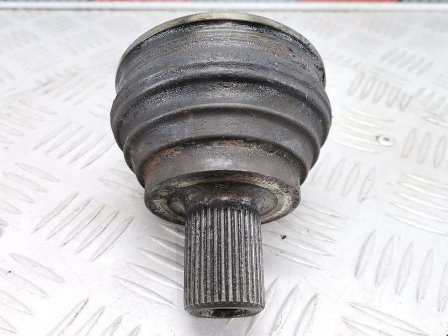 ШРУС наружный Volkswagen Touran 1 (2003-2015) Минивэн 2004г. | Фото № 2 ШРУС наружный Volkswagen Touran 1 (2003-2015) Минивэн 2004г. - Фото 2