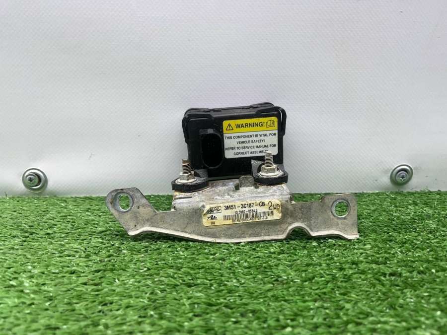 3m513c187cb Датчик курсовой устойчивости  Volvo V50 2004г. | Фото № 1  3m513c187cb Датчик курсовой устойчивости  Volvo V50 2004г. - Фото 1