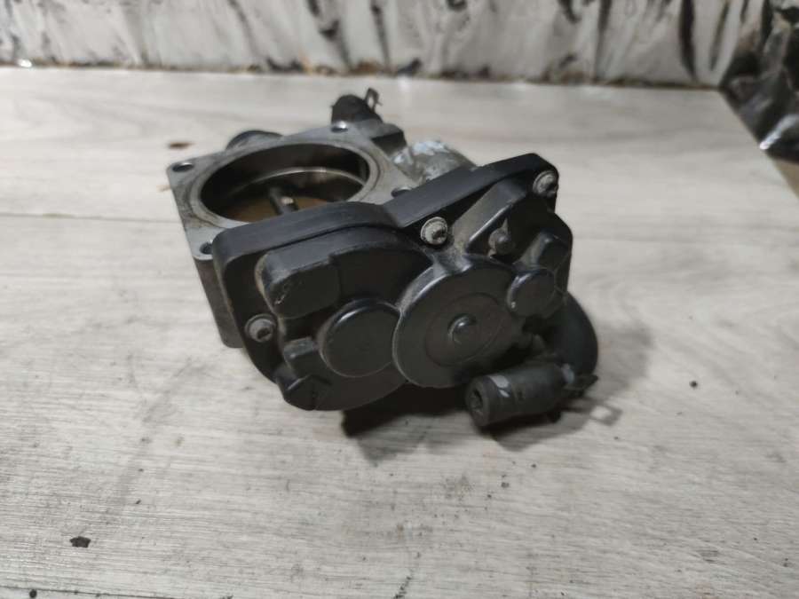 19850033001X43-9F991-CC Дроссельная заслонка Jaguar S-Type 2001г. | Фото № 2 19850033001X43-9F991-CC Дроссельная заслонка Jaguar S-Type 2001г. - Фото 2