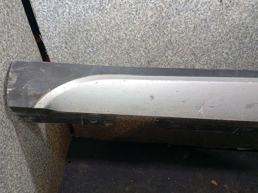 51772990599 Накладка на порог BMW X1 E84 2011г. | Фото № 2 51772990599 Накладка на порог BMW X1 E84 2011г. - Фото 2