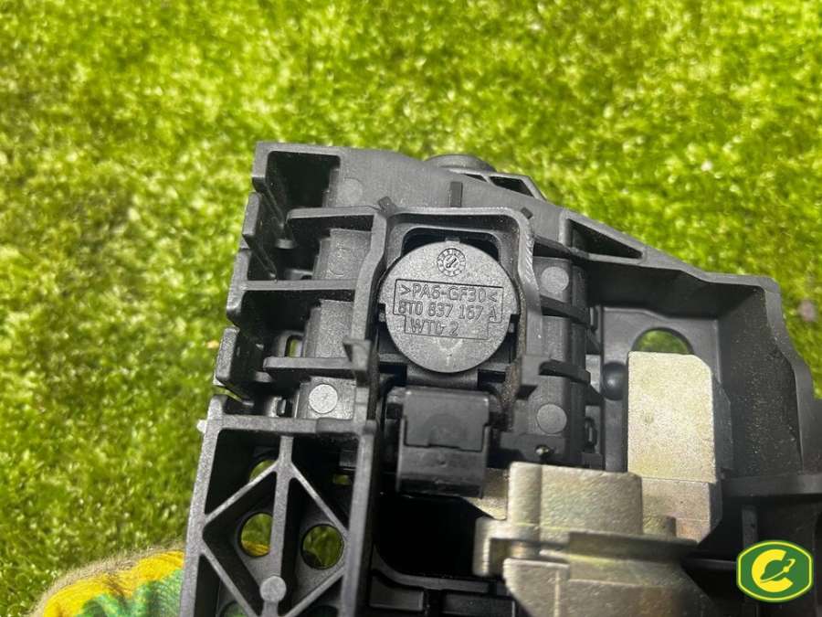 8T08378868T0837167A Ручка наружная задняя правая  Audi A4 2011г. | Фото № 7  8T08378868T0837167A Ручка наружная задняя правая  Audi A4 2011г. - Фото 7