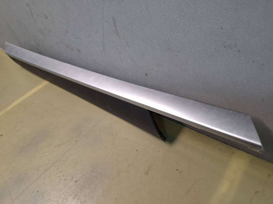 4993200 Декоративная накладка двери задней правой  BMW X5 внедорожник 5 дв. 2008г. | Фото № 4  4993200 Декоративная накладка двери задней правой  BMW X5 внедорожник 5 дв. 2008г. - Фото 4