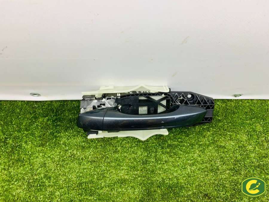 5N0839885H Ручка наружная задняя левая Skoda Fabia 2019г. | Фото № 2 5N0839885H Ручка наружная задняя левая Skoda Fabia 2019г. - Фото 2