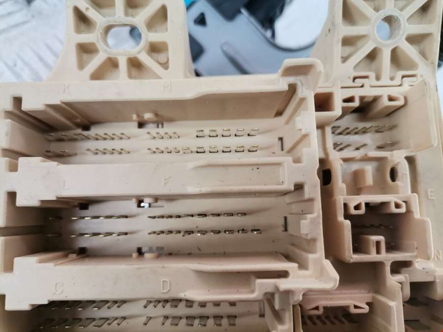 Блок комфорта Lexus RX 2 (XU30) (2003-2009) Внедорожник 5дв. 2003г. | Фото № 5 Блок комфорта Lexus RX 2 (XU30) (2003-2009) Внедорожник 5дв. 2003г. - Фото 5