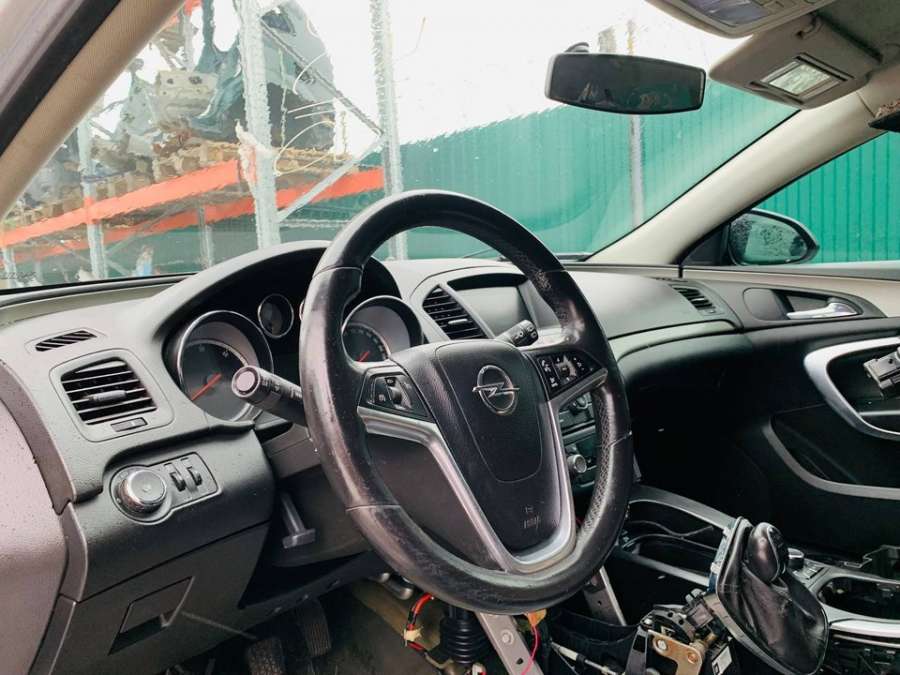 12222412 Направляющая шторки багажника (салазки)  Opel Insignia 2009г. | Фото № 10  12222412 Направляющая шторки багажника (салазки)  Opel Insignia 2009г. - Фото 10