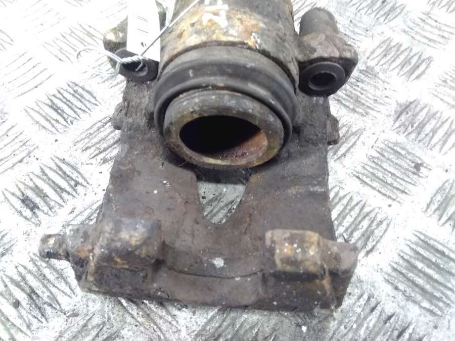 Суппорт передний правый Seat Ibiza 3 (2002-2008) Хетчбэк 5дв. 2003г. | Фото № 2 Суппорт передний правый Seat Ibiza 3 (2002-2008) Хетчбэк 5дв. 2003г. - Фото 2