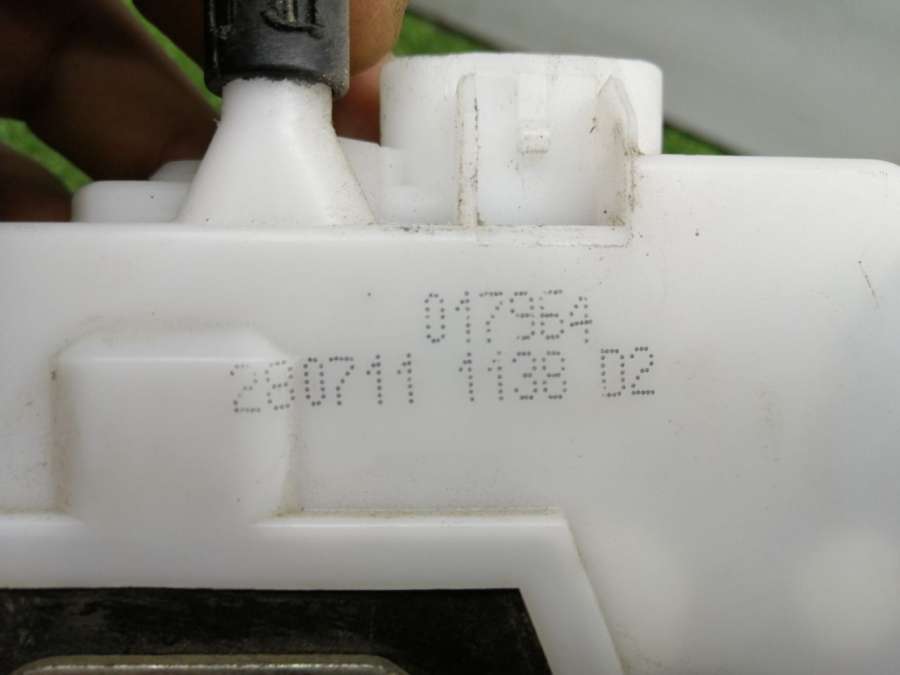 Замок двери задней правой Renault Espace 4 2005г. | Фото № 7 Замок двери задней правой Renault Espace 4 2005г. - Фото 7