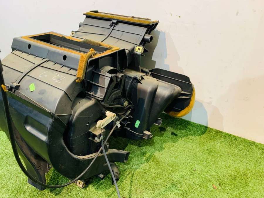 8200176790 Корпус отопителя (печки) Opel Vivaro A 2006г. | Фото № 4 8200176790 Корпус отопителя (печки) Opel Vivaro A 2006г. - Фото 4