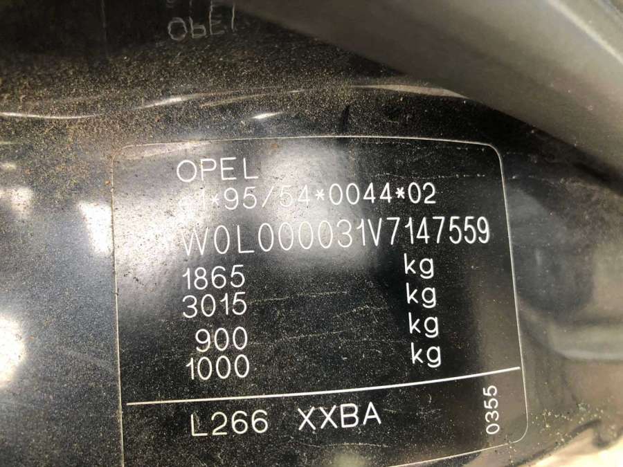 90504175RH Поводок стеклоочистителя передний правый Opel Vectra B (1995-2002) Универсал 1997г. | Фото № 6 90504175RH Поводок стеклоочистителя передний правый Opel Vectra B (1995-2002) Универсал 1997г. - Фото 6