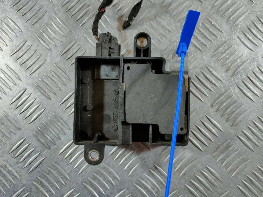 4E091518101990000064E0910181 Блок управления аккумулятором  Audi A8 D3/4E 2007г. | Фото № 4  4E091518101990000064E0910181 Блок управления аккумулятором  Audi A8 D3/4E 2007г. - Фото 4