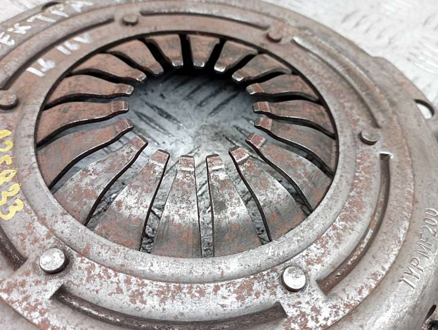 159100SAX3082172031TYPMF200 Корзина сцепления  Opel Vectra B 1998г. | Фото № 2  159100SAX3082172031TYPMF200 Корзина сцепления  Opel Vectra B 1998г. - Фото 2