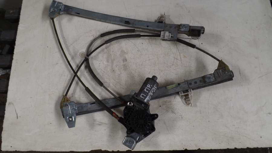 Стеклоподъемник электрический передний правый Citroen Xsara Универсал 1998г. | Фото № 1 Стеклоподъемник электрический передний правый Citroen Xsara Универсал 1998г. - Фото 1