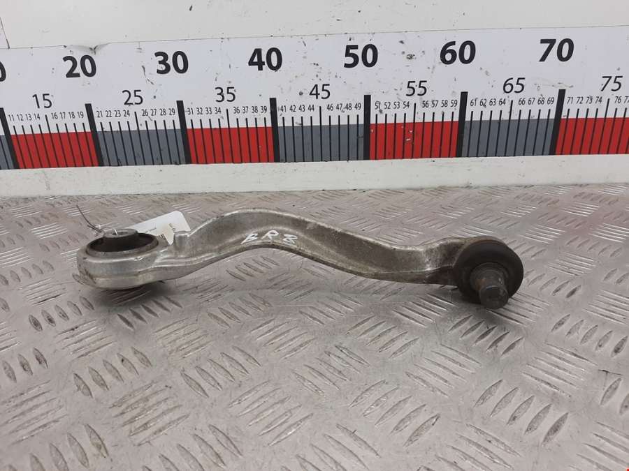 Рычаг передний правый Audi A4 B6 (2000-2006) Универсал 2002г. | Фото № 1 Рычаг передний правый Audi A4 B6 (2000-2006) Универсал 2002г. - Фото 1