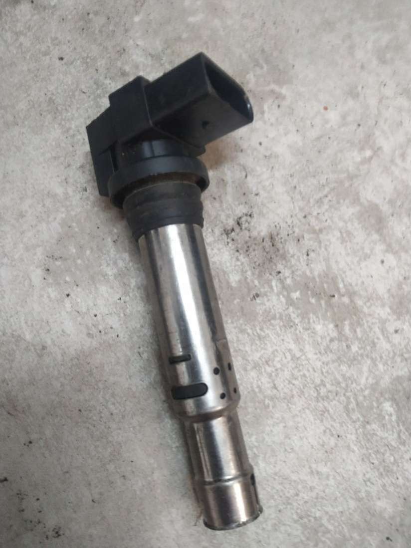 036905715E Катушка зажигания Volkswagen Polo 4 2008г. | Фото № 1 036905715E Катушка зажигания Volkswagen Polo 4 2008г. - Фото 1