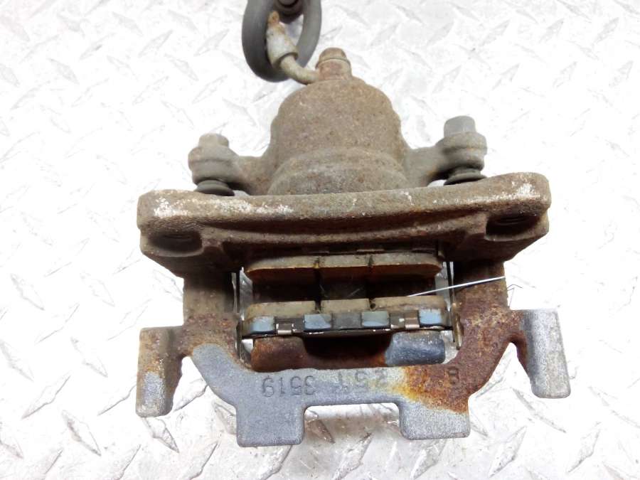 Суппорт задний правый  Infiniti JX Джип 2013г. | Фото № 3   Суппорт задний правый  Infiniti JX Джип 2013г. - Фото 3