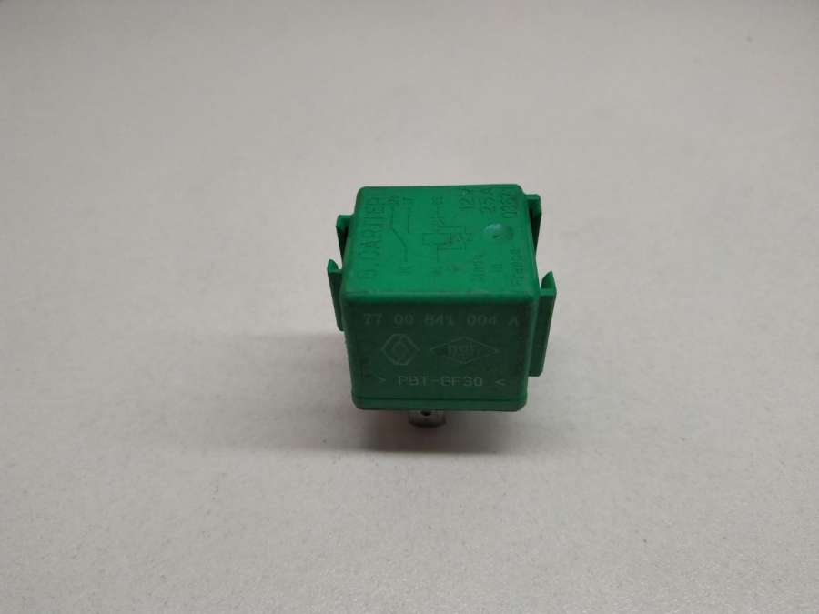 7700841004A Реле (прочие)  Renault Laguna 2 2001г. | Фото № 1  7700841004A Реле (прочие)  Renault Laguna 2 2001г. - Фото 1