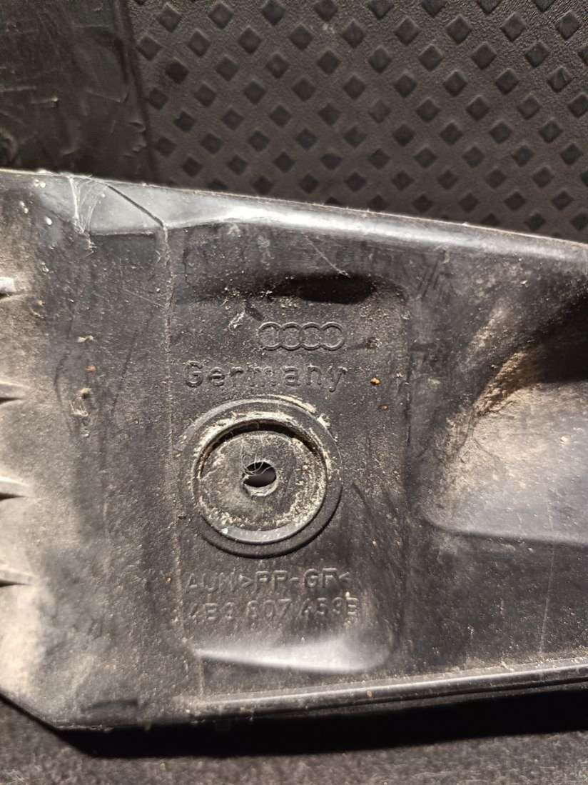 4B9807453B Кронштейн крепления бампера заднего Audi A6 C5 (S6,RS6) 2003г. | Фото № 5 4B9807453B Кронштейн крепления бампера заднего Audi A6 C5 (S6,RS6) 2003г. - Фото 5