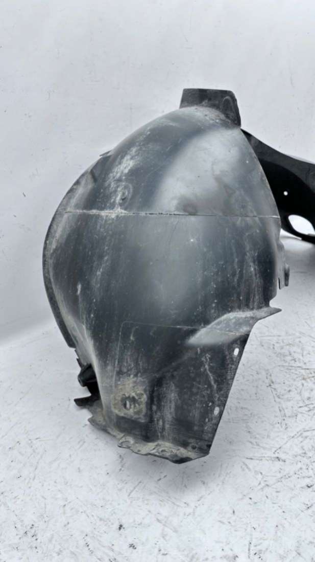 7E0809957E Защита арок передняя левая (подкрылок) Volkswagen Caravelle T6 2018г. | Фото № 6 7E0809957E Защита арок передняя левая (подкрылок) Volkswagen Caravelle T6 2018г. - Фото 6