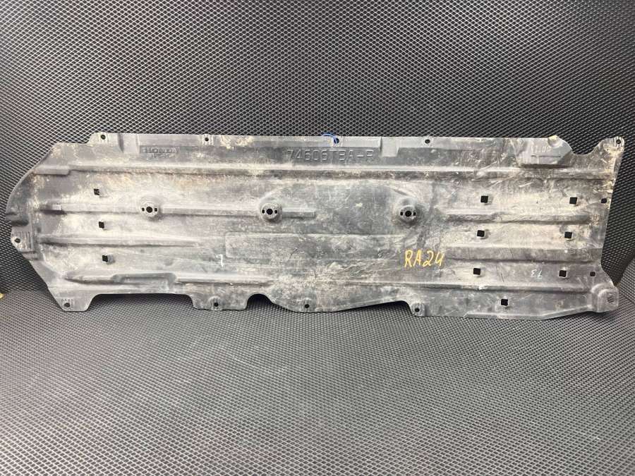 74606TBA-R Защита днища правая  Honda Civic 0000г. | Фото № 1  74606TBA-R Защита днища правая  Honda Civic 0000г. - Фото 1