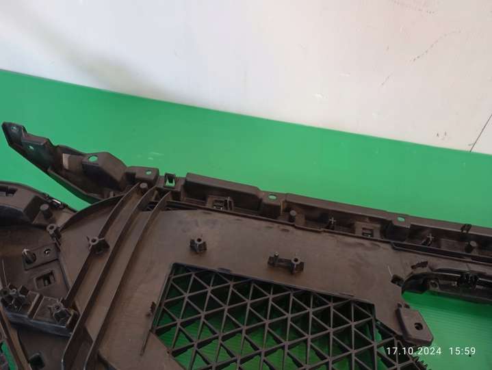 KB8B-50712 Решетка радиатора Mazda 5 2 поколение (2010-201) 2010г. | Фото № 11 KB8B-50712 Решетка радиатора Mazda 5 2 поколение (2010-201) 2010г. - Фото 11