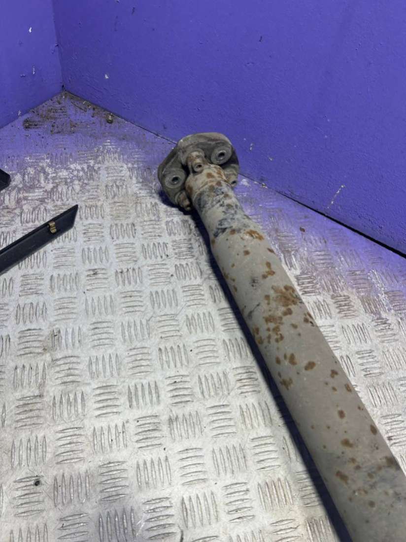 Карданный вал Mercedes E W210 Седан 1997г. | Фото № 4 Карданный вал Mercedes E W210 Седан 1997г. - Фото 4