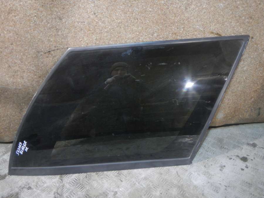 15157226 Стекло кузовное глухое правое  Chevrolet Trailblazer 0000г. | Фото № 1  15157226 Стекло кузовное глухое правое  Chevrolet Trailblazer 0000г. - Фото 1