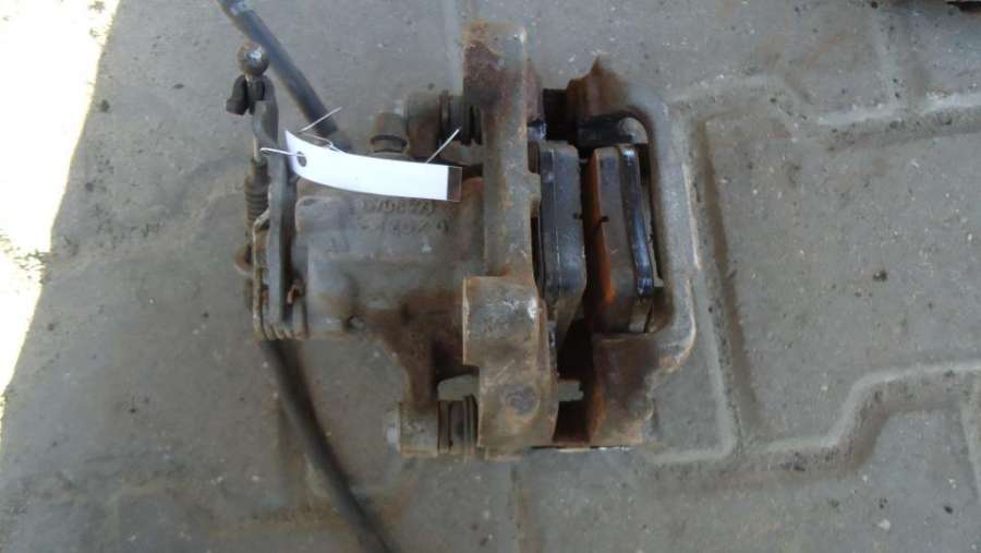 Суппорт задний правый Volkswagen Touran 1 поколение 2004г. | Фото № 2 Суппорт задний правый Volkswagen Touran 1 поколение 2004г. - Фото 2