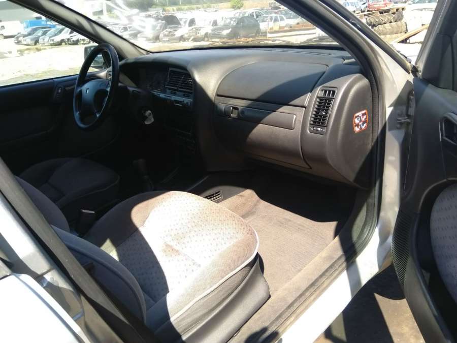 962077298 Лючок бензобака Citroen Xantia (1992-2002) Универсал 2000г. | Фото № 15 962077298 Лючок бензобака Citroen Xantia (1992-2002) Универсал 2000г. - Фото 15