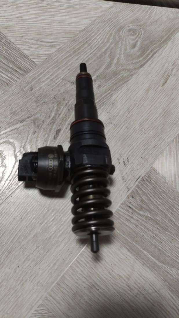 038130073q Поршень Chrysler Voyager 3 1999г. | Фото № 1 038130073q Поршень Chrysler Voyager 3 1999г. - Фото 1