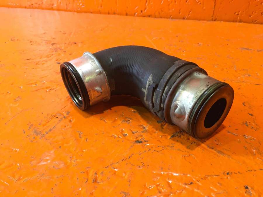 1t0145790b Патрубок (трубопровод, шланг) Seat Toledo Универсал 2007г. | Фото № 2 1t0145790b Патрубок (трубопровод, шланг) Seat Toledo Универсал 2007г. - Фото 2