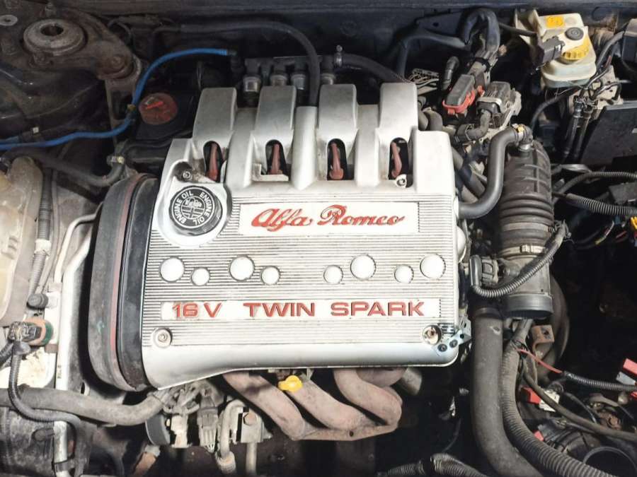 Натяжитель ремня генератора (приводного поликлинового ремня Alfa Romeo 156 (932) (1997-2007) Универсал 2004г. | Фото № 12 Натяжитель ремня генератора (приводного поликлинового ремня Alfa Romeo 156 (932) (1997-2007) Универсал 2004г. - Фото 12