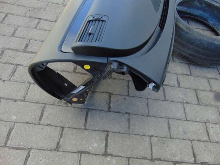 3C0909605N 1K0880201BK 3C1857705F 3C1857706F Подушка безопасности Volkswagen Passat B6 (2005-2010) 2005г. | Фото № 9 3C0909605N 1K0880201BK 3C1857705F 3C1857706F Подушка безопасности Volkswagen Passat B6 (2005-2010) 2005г. - Фото 9