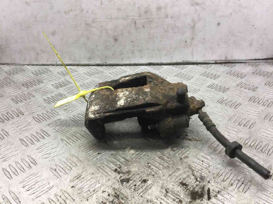 1K0615123D 1K0615123A 1K0615123D Суппорт передний левый Volkswagen Polo Х/б 2002г. | Фото № 2 1K0615123D 1K0615123A 1K0615123D Суппорт передний левый Volkswagen Polo Х/б 2002г. - Фото 2