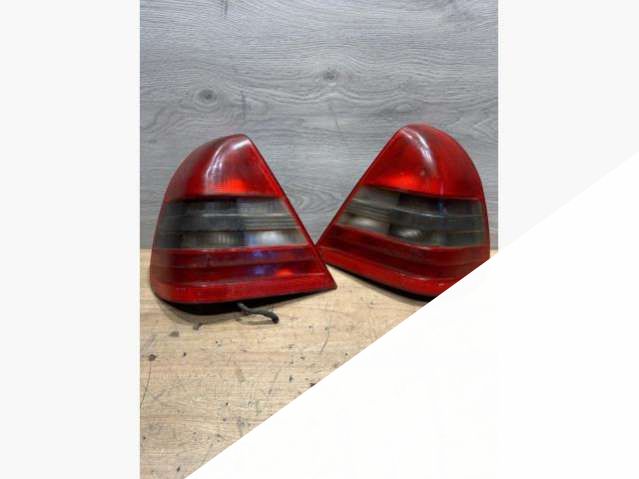 20282009642028201064 Фонарь задний (комплект) Mercedes C W202 1996г. | Фото № 1 20282009642028201064 Фонарь задний (комплект) Mercedes C W202 1996г. - Фото 1