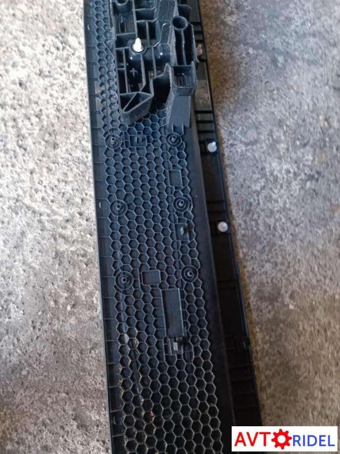 Подножка (усилитель подножки) Volkswagen Caddy 4 поколение (2015-2023) 2021г. | Фото № 2 Подножка (усилитель подножки) Volkswagen Caddy 4 поколение (2015-2023) 2021г. - Фото 2